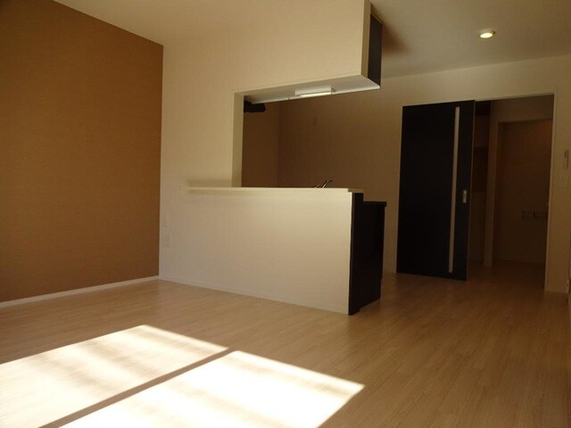 物件内観写真8　(リビング)