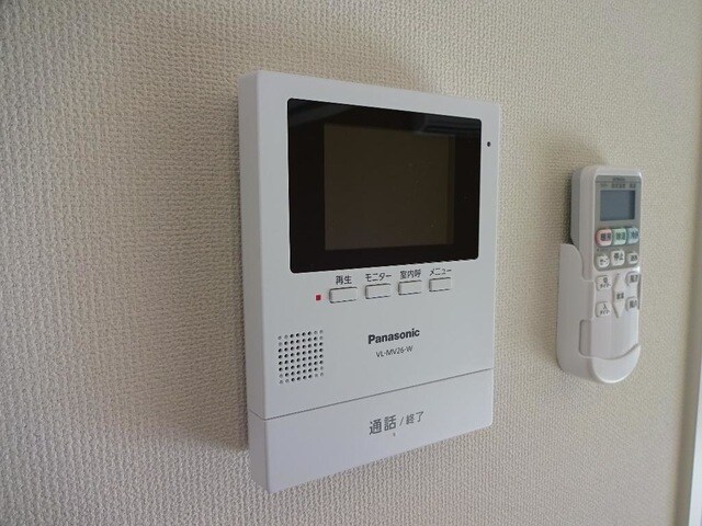 物件内観写真20　(カメラ付インターホン)