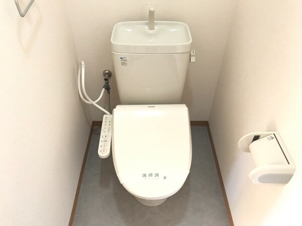 トイレ(シャワー付トイレ)