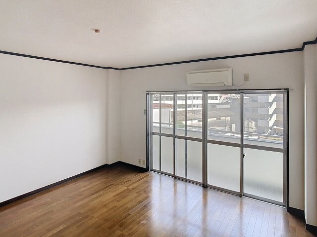 物件内観写真4　(2025年6月撮影※現況を優先致します。)