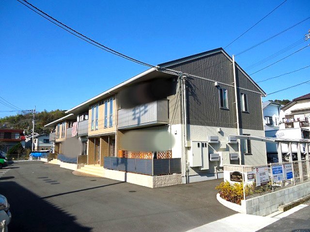 ラルーチェ万々