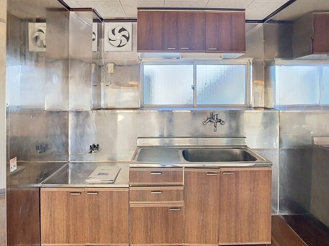 物件内観写真2　(2025年10月撮影※現況を優先します。)