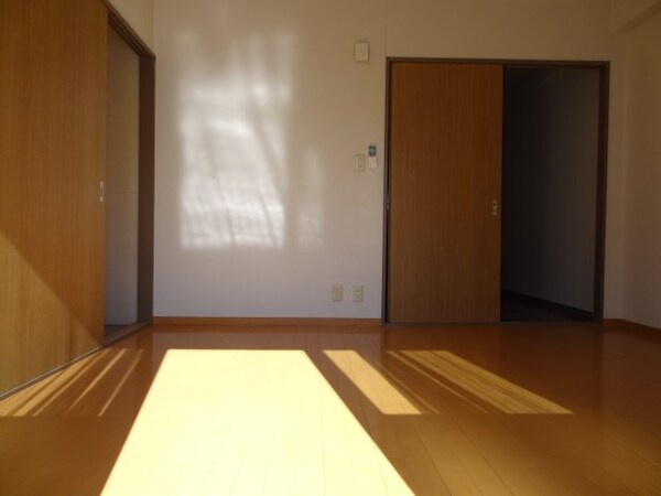居室(現況が相違する場合は現況を優先致します。)
