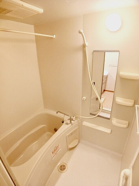 物件内観写真5　(バス／シャワールーム等)