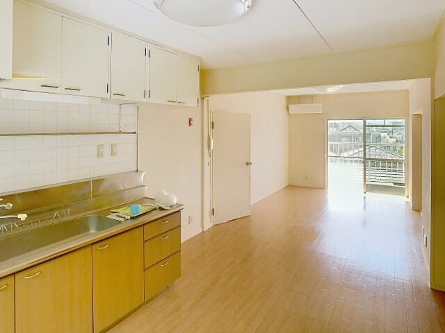 物件内観写真4　(現況が相違する場合は現況を優先致します。（2025年9月撮影)