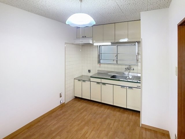 物件内観写真2　(2025年6月撮影※現況を優先致します。)