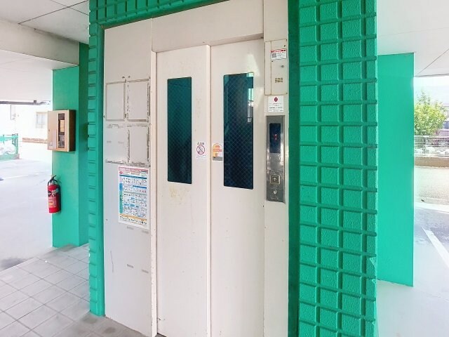 物件内観写真3　(現況と異なる部分は現況を優先いたします。)