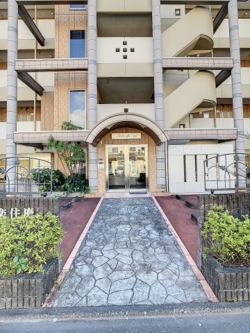 物件外観写真2　(現況が相違する場合は現況を優先致します。)