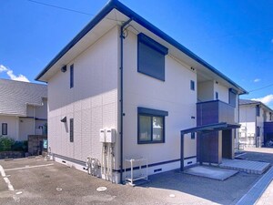 フローラ四月田 A棟外観写真