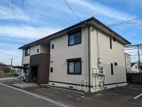 外観(現況が相違する場合は現況を優先致します。)