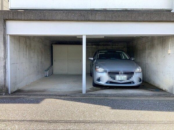 駐車場(2025年6月撮影※現況を優先致します。)