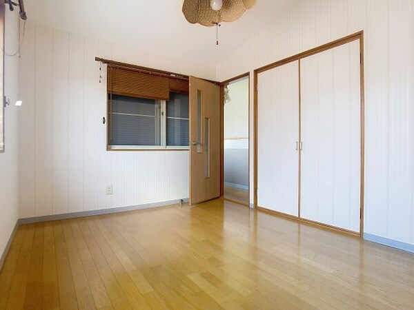 洋室(2025年6月撮影※現況を優先致します。)