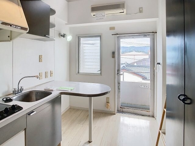 物件内観写真2　(現況を優先します。（撮影時期：2024年7月）)