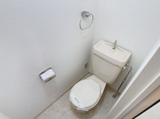 物件内観写真5　(現況を優先します。（撮影時期：2024年7月）)