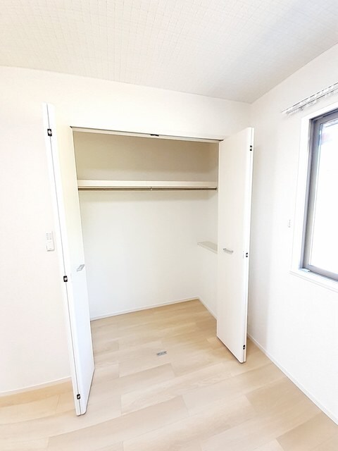 物件内観写真9　(収納)