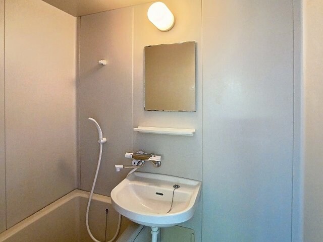 物件内観写真6　(現況を優先します。（撮影時期：2024年7月）)