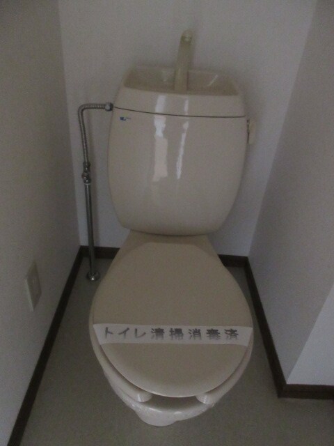 物件内観写真8　(2階別室の参考写真です。現況を優先します。（205）)