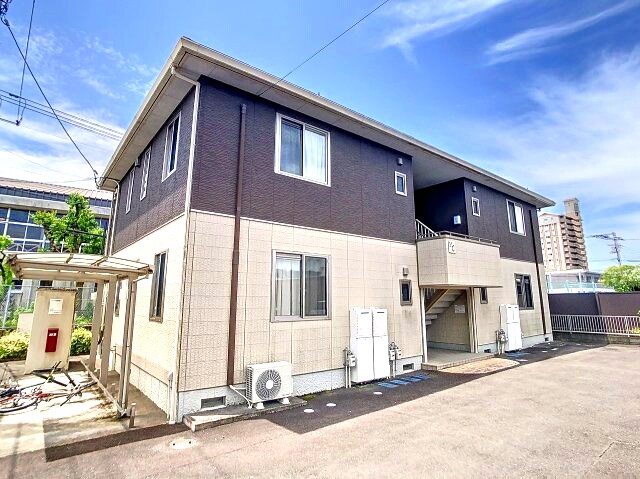 物件外観写真1　(2024年6月撮影)