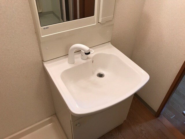 物件内観写真7　(洗髪洗面化粧台)