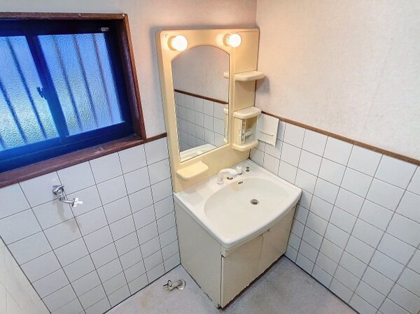 洗面・脱衣所(2025年2月撮影※現況を優先致します。)