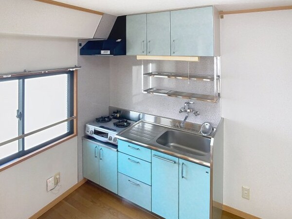 キッチン(2025年10月撮影※現況を優先します。)