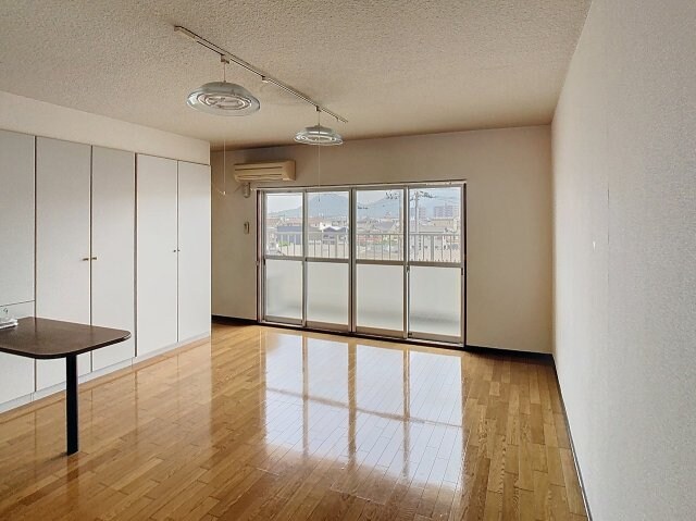 物件内観写真8　(2025年7月撮影)