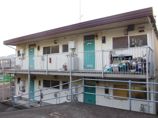 物件外観写真1　(2016年10月撮影)