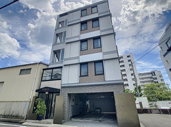 外観(現況が相違する場合は現況を優先致します。)