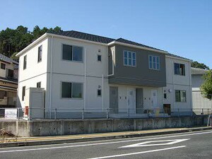 サンビレッジ岡村Ⅱ外観写真