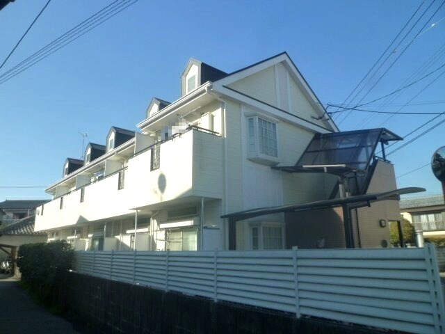 シンフォニィ中須賀の物件外観写真