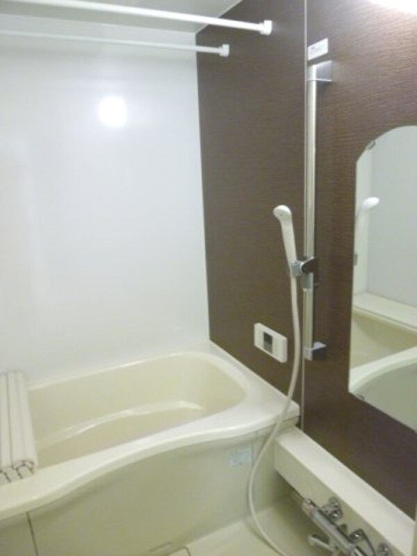 浴室(1階別室の参考写真です。現況を優先します。（C102）)