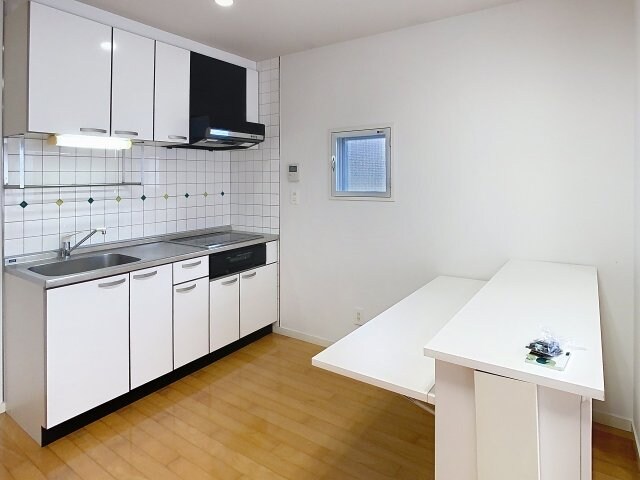 物件内観写真5　(現況が相違する場合は現況を優先致します。2025年10月撮影)