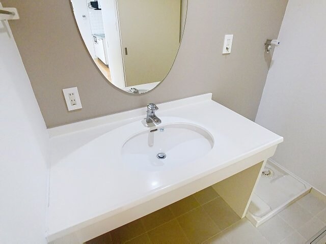 物件内観写真7　(現況が相違する場合は現況を優先致します。2025年10月撮影)