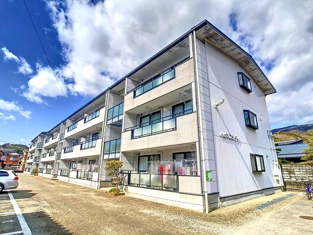 物件外観写真1　(2025年2月撮影)