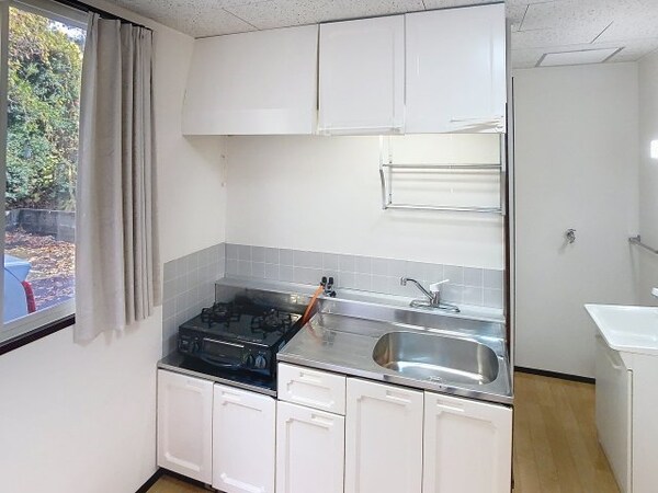 キッチン(現況を優先します。（撮影時期：2025年12月）)