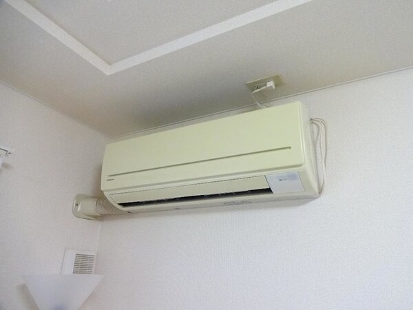 建物設備(エアコン)