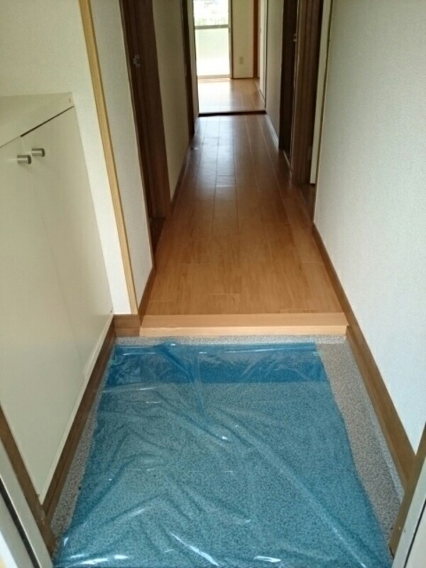 玄関(玄関)