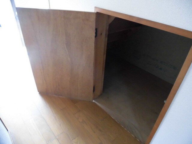 物件内観写真10　(現況が相違する場合は現況を優先致します。)