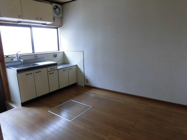 居室(現況が相違する場合は現況を優先致します。)