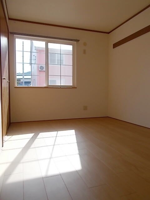 物件内観写真7　(居室・リビング)