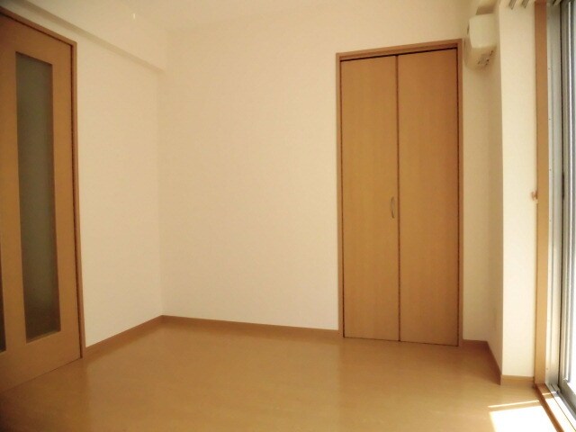 物件内観写真4　(現況が相違する場合は現況を優先致します。)