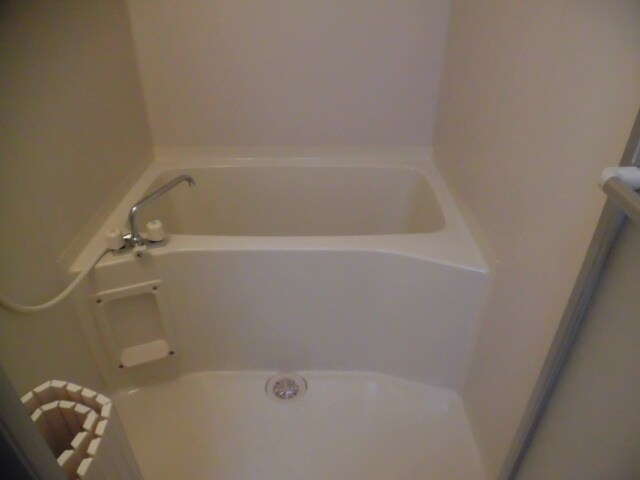 物件内観写真8　(現況が相違する場合は現況を優先致します。)