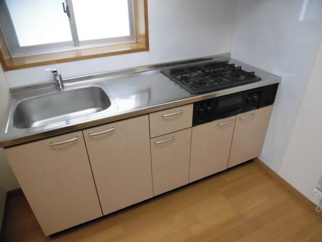 物件内観写真10　(現況が相違する場合は現況を優先致します。)