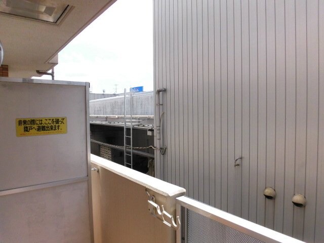 物件内観写真15　(現況が相違する場合は現況を優先致します。)