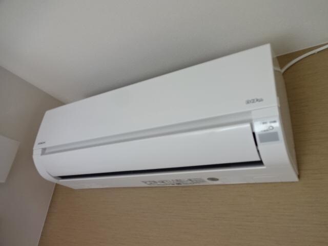 物件内観写真12　(エアコン)