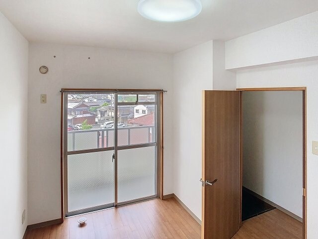 物件内観写真3　(2025年5月撮影※現況を優先致します。)