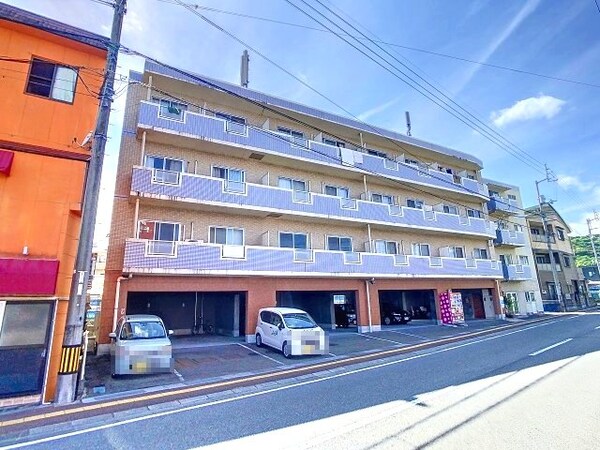 外観(現況が相違する場合は現況を優先致します。)