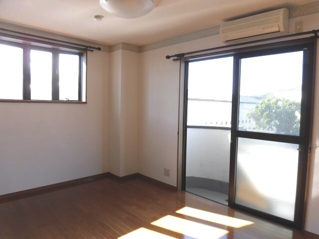 物件内観写真4　(2015年6月撮影)