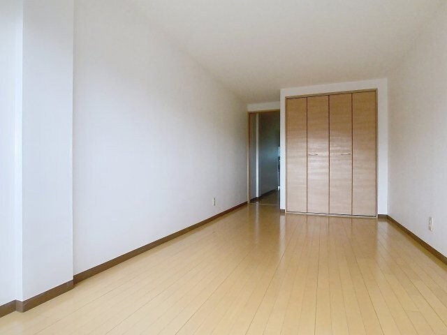 物件内観写真2　(2025年4月撮影)