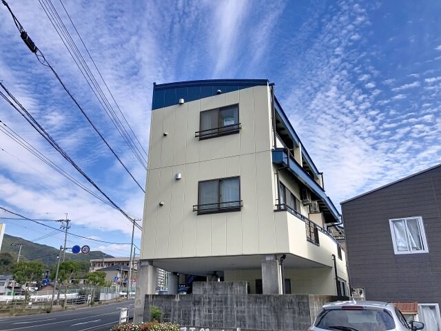 物件外観写真1　(2025年11月撮影※現況を優先します。)